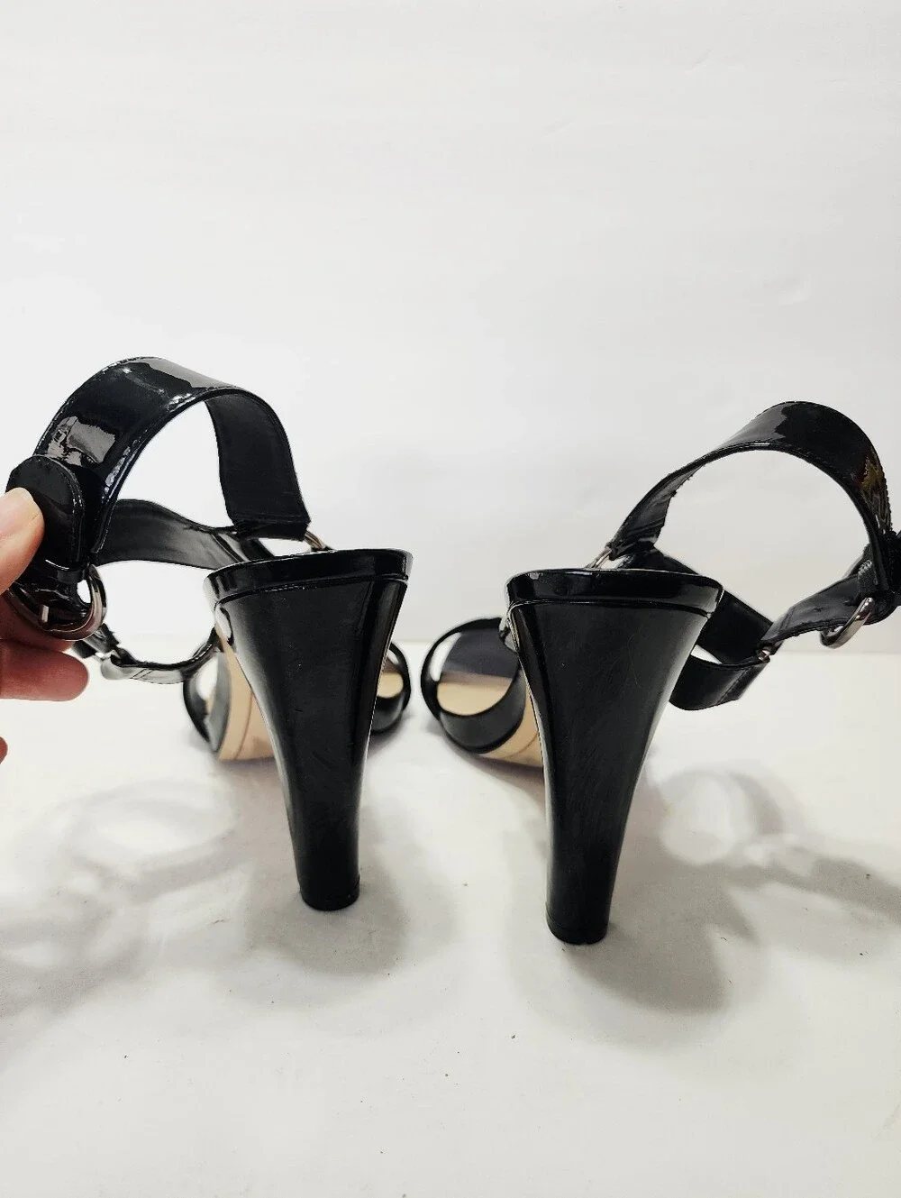 KARL LAGERFELD Cieone Black Sandal Size 11